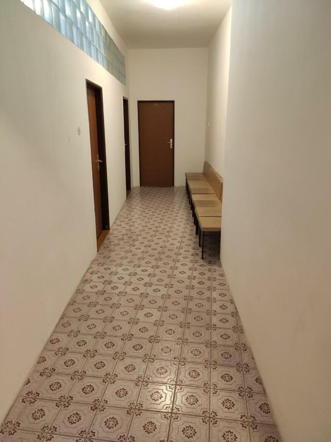 Hostel กัชแปร์สแก ฮอรี ภายนอก รูปภาพ